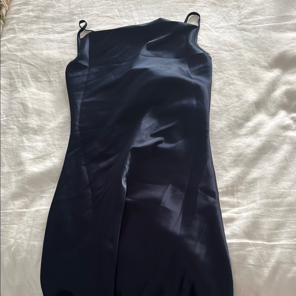 Elegant Black Sleeveless Dress